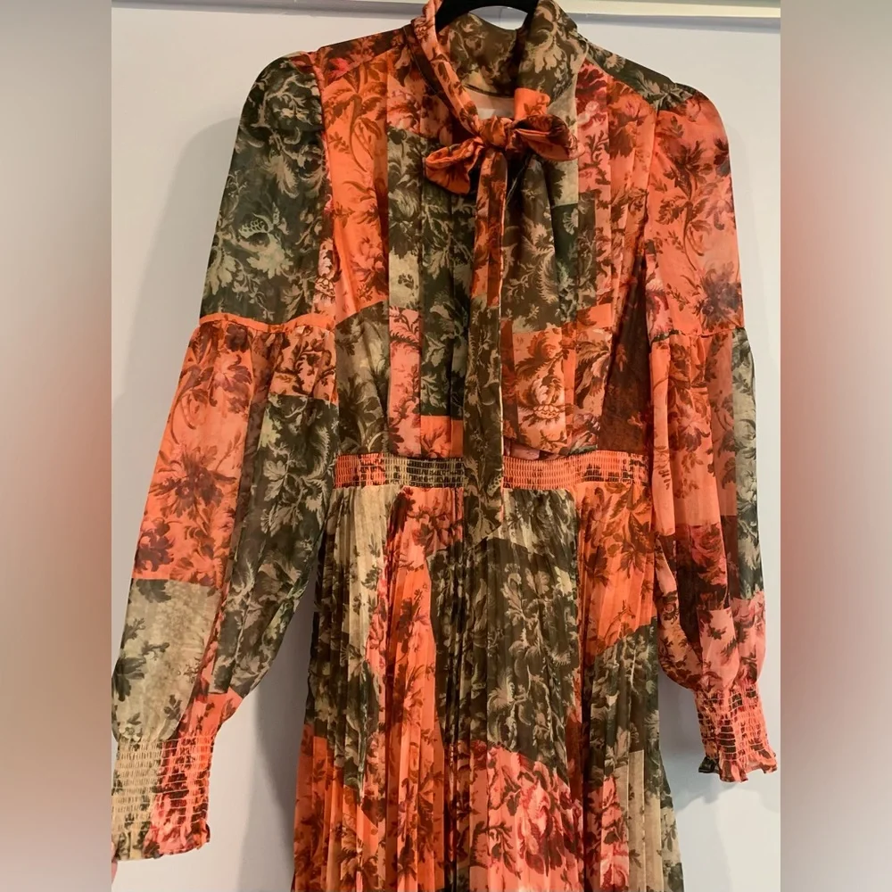 Excellent Condition, Rachel Parcell- Pleated Chiffon Midi Dress w/ Bow, Size 0 - Picture 4 of 15